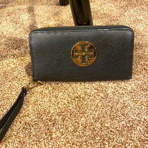 Tory Burch Wallet